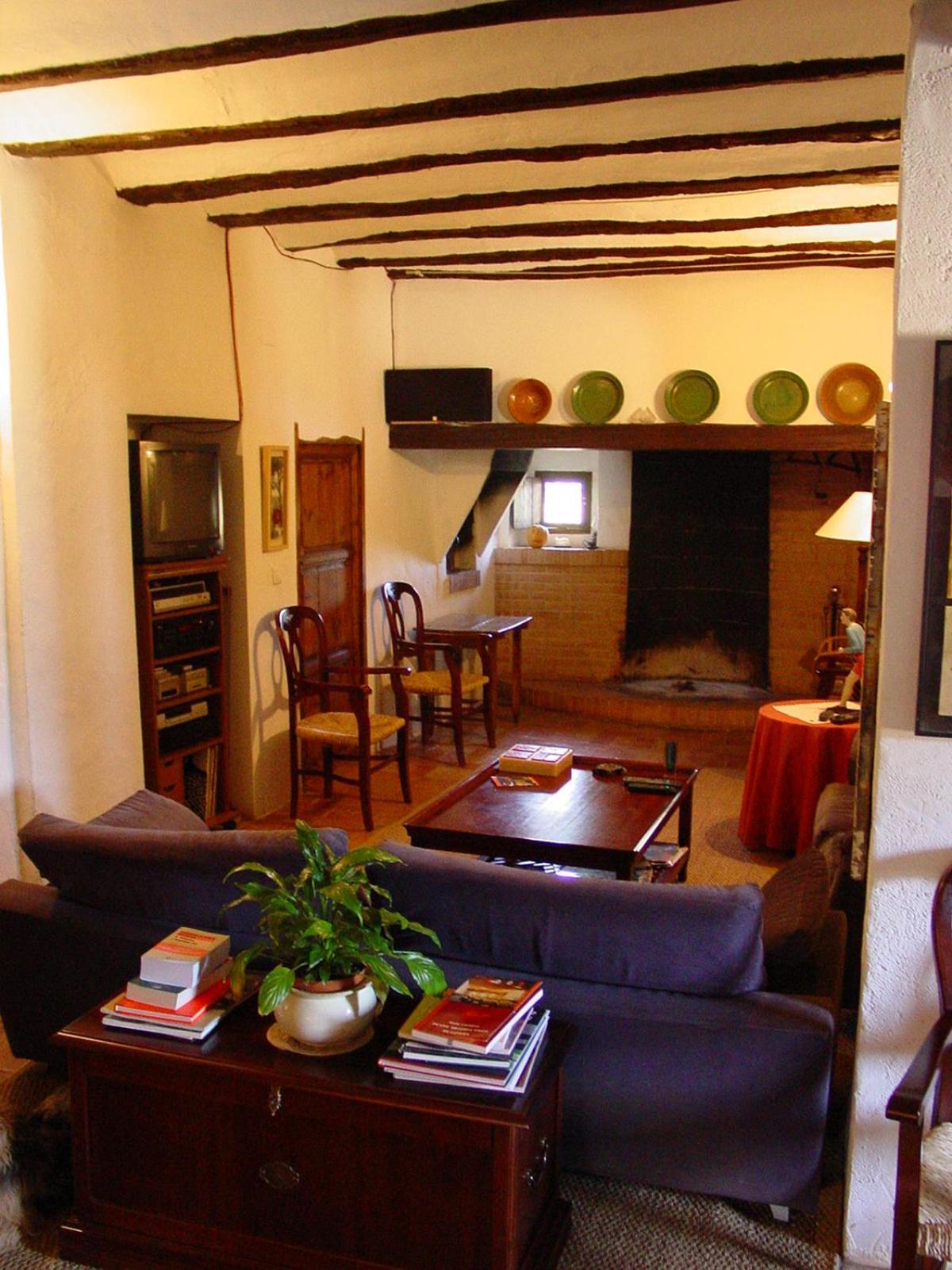 La Bodega Enoturismo Rural Mogente Luaran gambar
