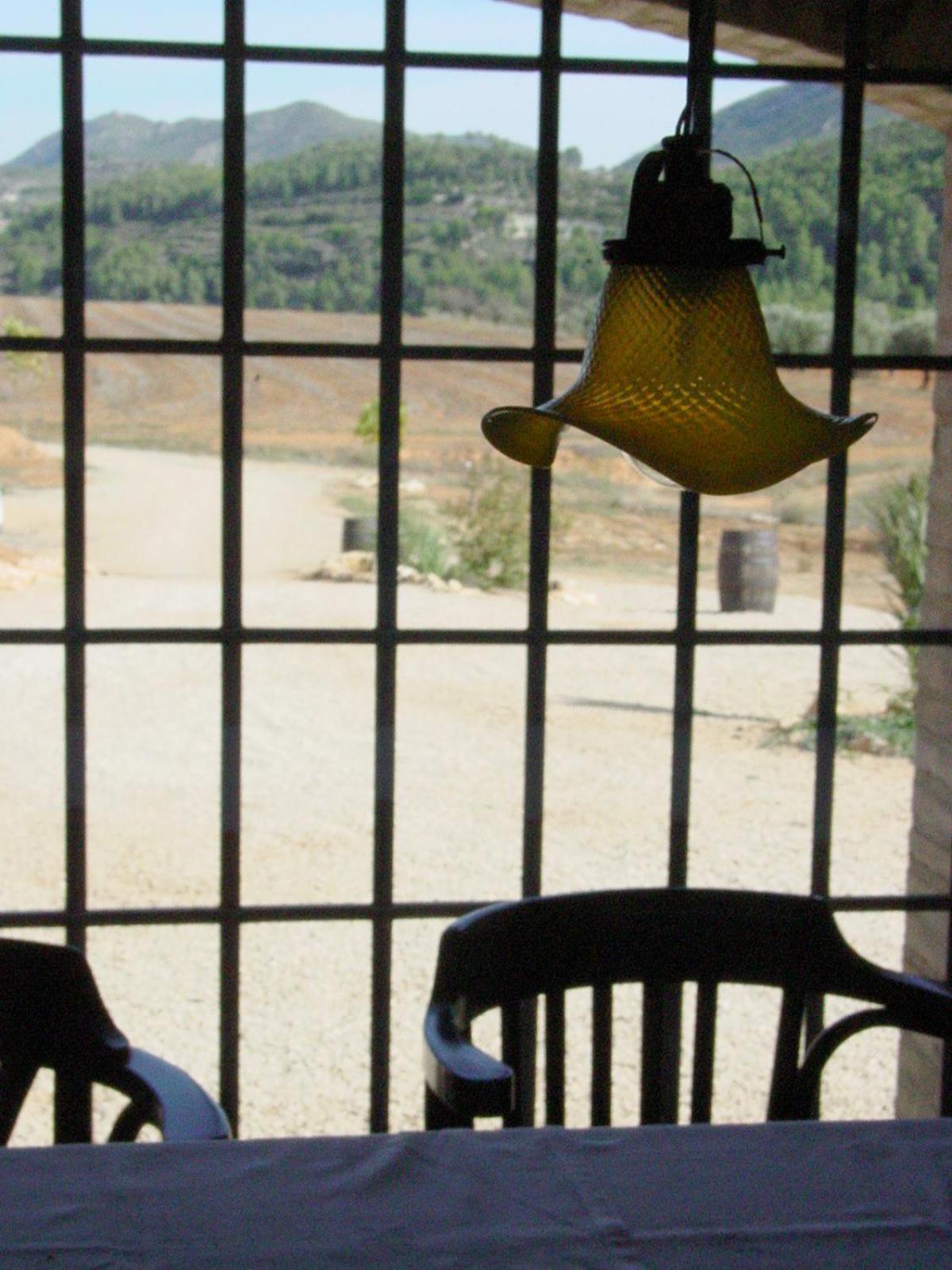 La Bodega Enoturismo Rural Mogente Luaran gambar