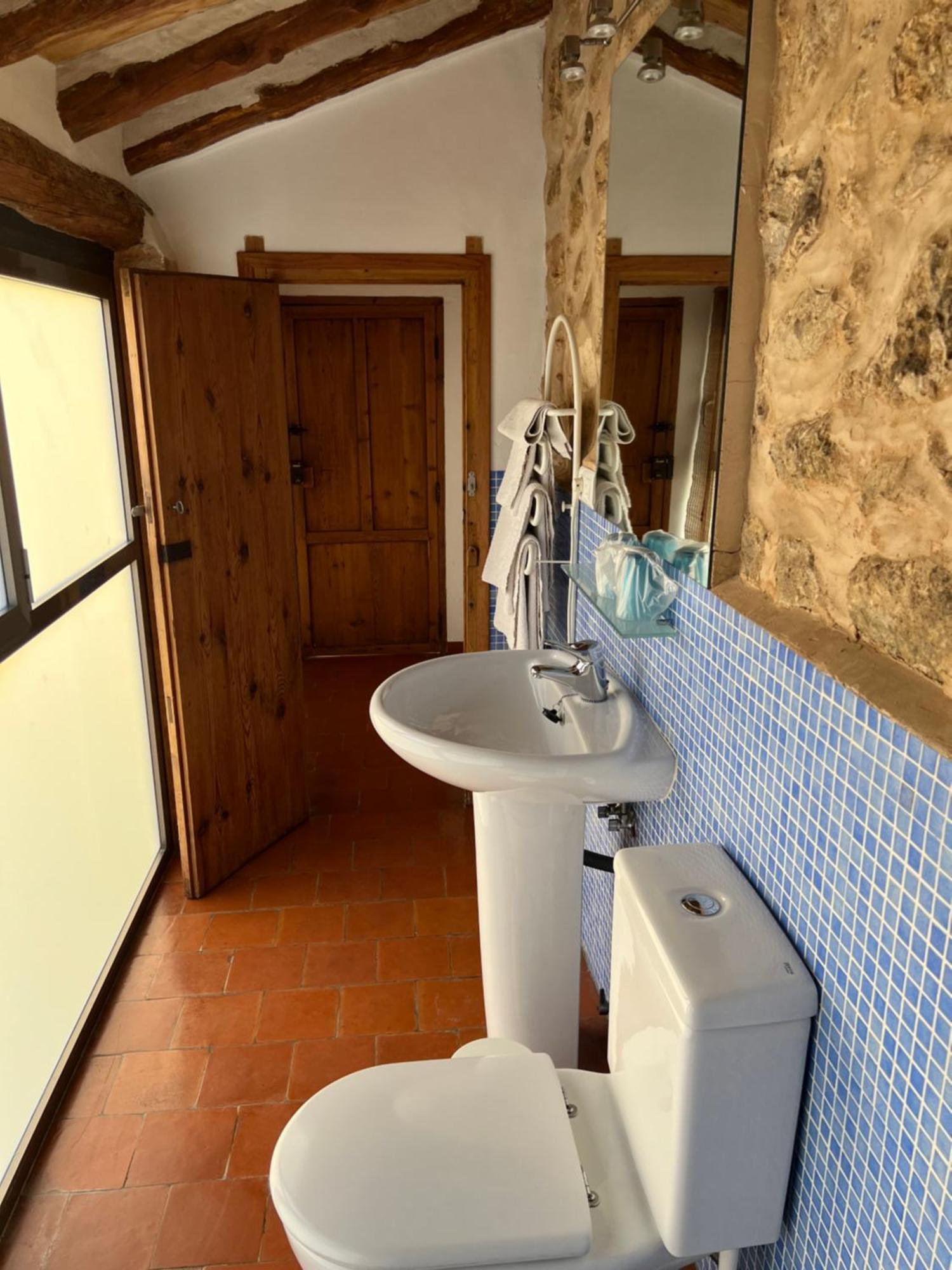 La Bodega Enoturismo Rural Mogente Luaran gambar